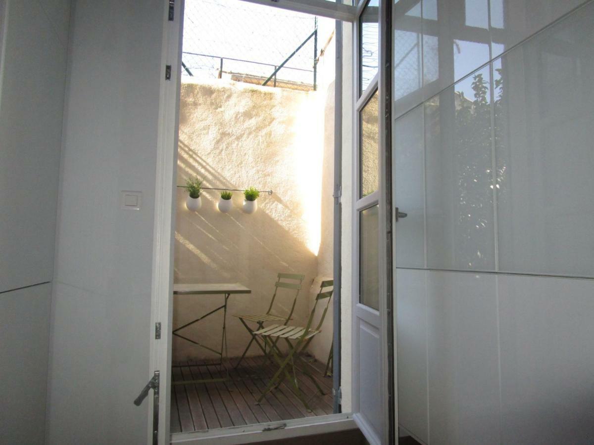 Maison 3 Chambres - Terrasse - Climatisation 10 Minutes A Pied Du Pont D'Avignon Buitenkant foto